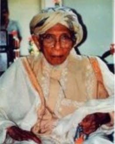 Integrasi syariat dan hakikat: Studi atas Pemikiran Anregurutta Abdurrahman Ambo Dalle